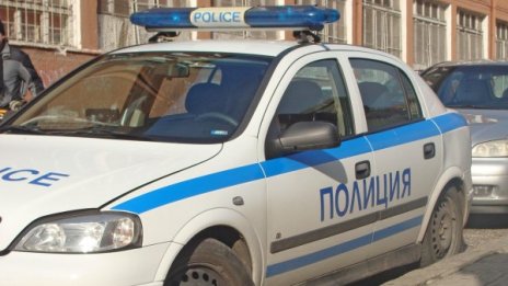 Удар между 3 тира и бус затвори Хаинбоаз