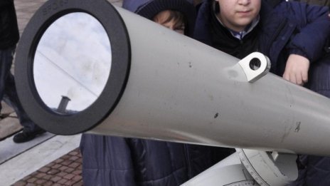 Астрономи организират наблюдение на Меркурий