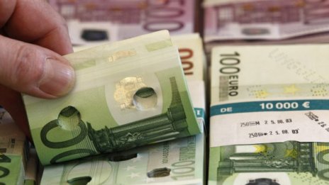 BG измамници шетат из гръцко: Ужилиха баба с ?14 000