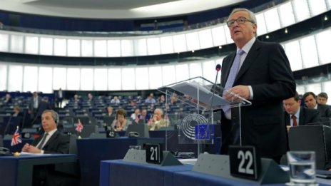 Внесен вот на недоверие срещу Юнкер