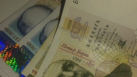 Ало измамник подведе възрастна ямболийка
