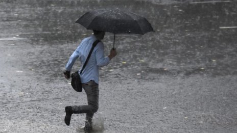 Капризите на времето: Градушка в София, Хасково, Свиленград