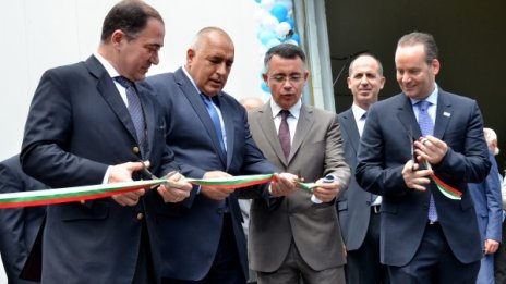 Борисов очерта два пътя: Да строим или да се караме
