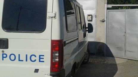 Мъж уби 79-годишното си гадже, изневерявала му