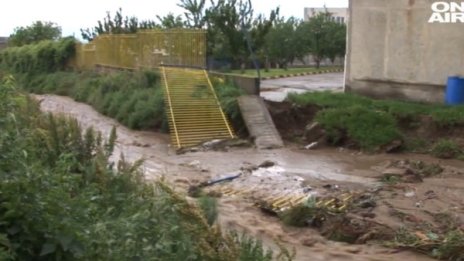 В Казанлъшко се готвят за още валежи