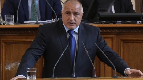 БСП: Лоши стадиони, магистрали. Борисов: Вижте вота!  