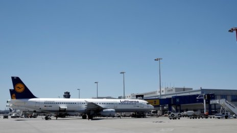 Lufthansa спира полетите до Каракас