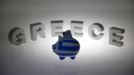 70% от гърците не могат да си плащат данъците и осигуровките