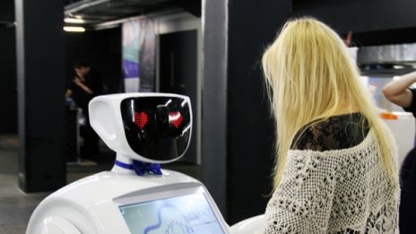 Робот се разбунтува – избяга от създателите си 