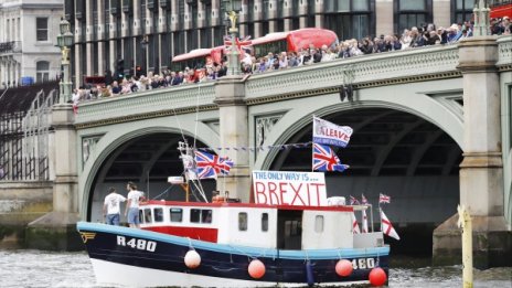 Страхува ли се или злорадства Русия от перспективата за Brexit?