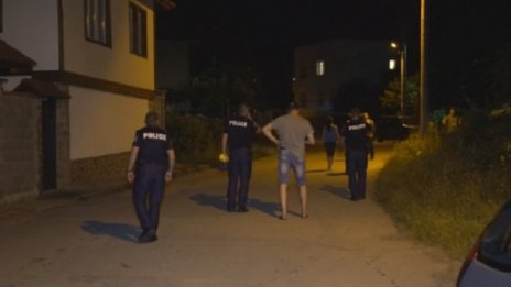 Взрив избухна под автомобил във Вършец