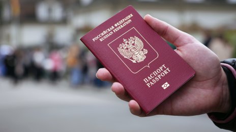 Масово украинци се опитват да влязат в Русия, защо?