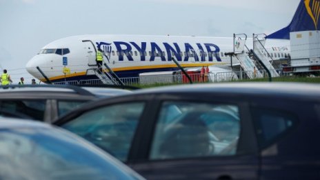 Ryanair мести фокуса си от Великобритания към ЕС