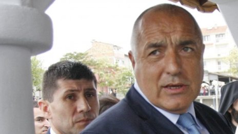Важно е да има спасители, но струва пари, пресметна Борисов