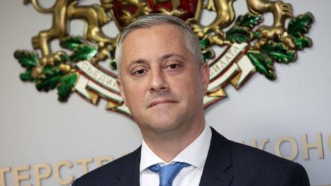 Лукарски мечтае: Избягалите фирми от Кралството – у нас