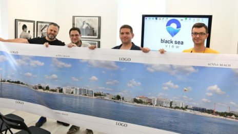 900 гигапикселова снимка – от Дуранкулак до Резово