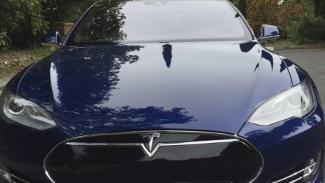 Смъртен случай с автономна кола на Tesla