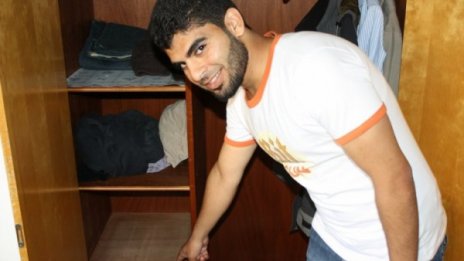 Добрина на всяка цена: Бежанец намери ?150 000 и ги върна