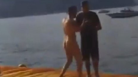 Гол по кейовете на Кристо! Покрещя и поплува (18+)