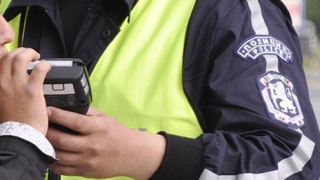 Спипаха пиян, седнал зад волана с 3,86 промила