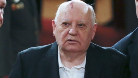 НАТО се готви за война, предупреждава Горбачов
