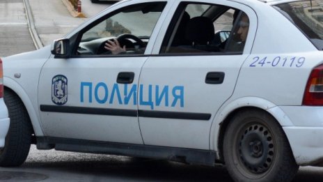 700 висшисти ни грабят и обират