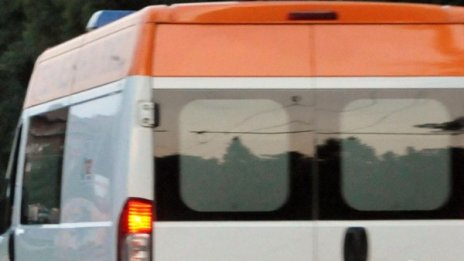 Мъж е с опасност за живота след побой в търговищко село