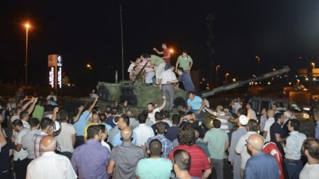 В Анкара са убити 42-ма цивилни и полицаи