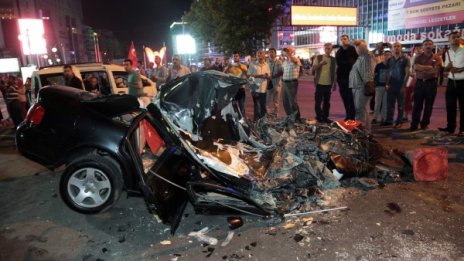 Русия поиска: Спокойствие, ред, мир и права в Турция!