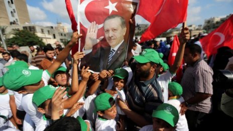 Народът не позволи в Турция да бъде извършен преврат!