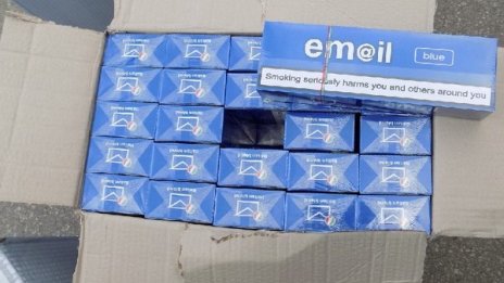Пипнаха нелегални цигари и стоки менте на Капитан Андреево