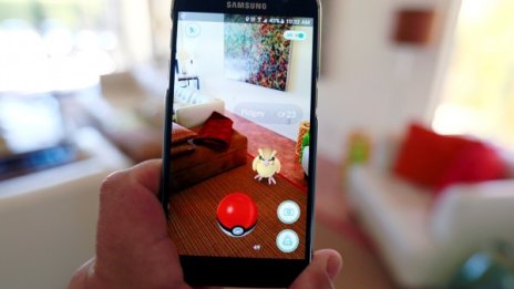 Pokemon GO си е тоталитаризъм, скочи Оливър Стоун