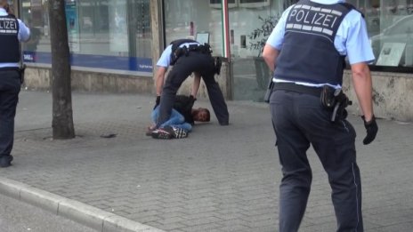 Сириецът с мачете - влюбен в жертвата си