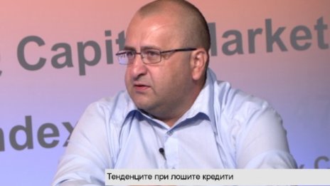 Лихвите по кредитите ще продължат надолу