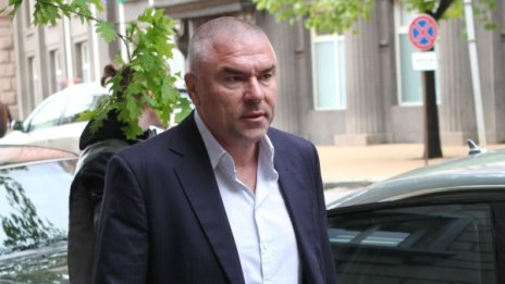 НС спря референдума на Марешки. Той: Отивам на избори!