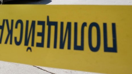 Пернишки полицаи иззеха незаконно оръжие и граната