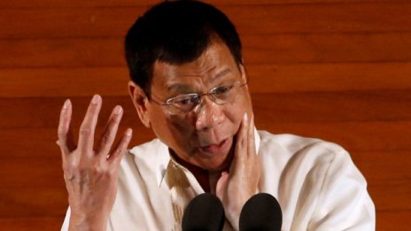 Филипинският президент твърд: Стреляйте, за да убиете!