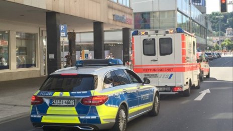 Нападателят в заведението в Германия заспал в мазето