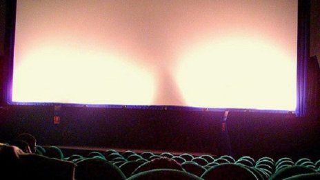 Порно на площада: Деца жадно попиват знания