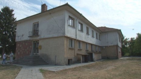 От пощата апашите свили: Лотарийни билети, винетка