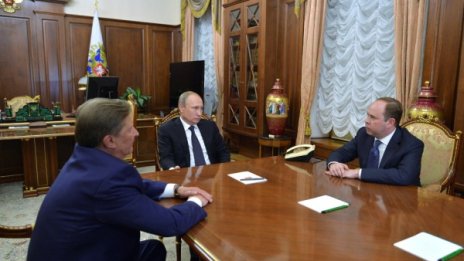 Путин освободи шефа на президентската администрация