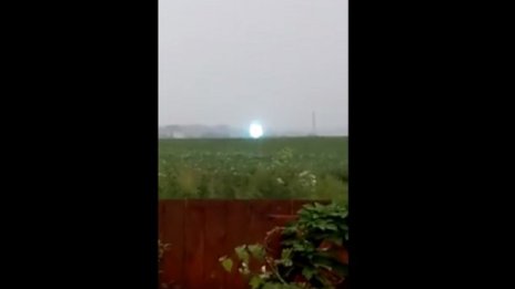 Кълбовидна мълния озари Новосибирск. Вижте я!