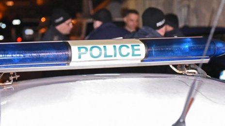 Полицаите в Бургас разбиха банда автоджамбази