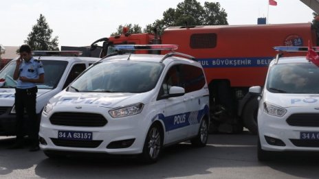В Турция пускат на свобода 38 000 затворници