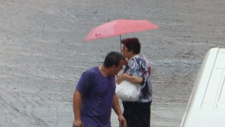 Дъжд, гръмотевици и градушки идват с новата седмица