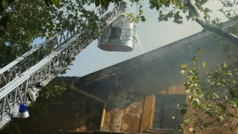 Борисов: Да се разплетат "всички възли" за изгорелите складове