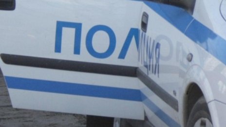 Полицията разкри пореден склад с ментета от известни марки