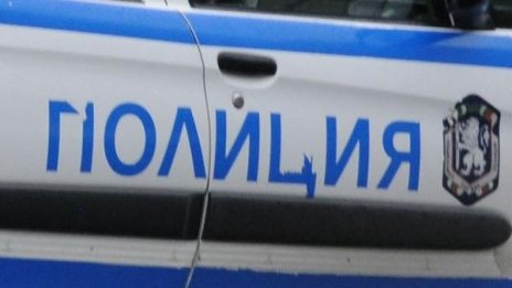 Пиян сватбар преби жена си, изхвърли я на пътя с щерка им  