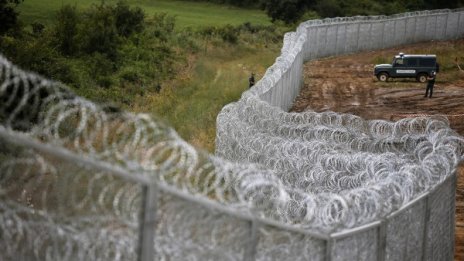 Граничарите спипаха 319 нелегални мигранти