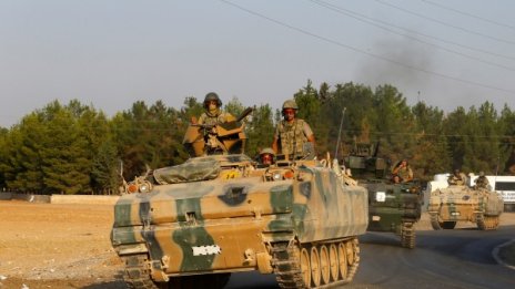 САЩ се скара на Анкара, Турция спря огъня в Сирия